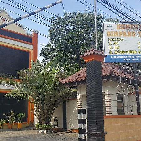 Simpang Tujuh Ξενοδοχείο Cepu Εξωτερικό φωτογραφία